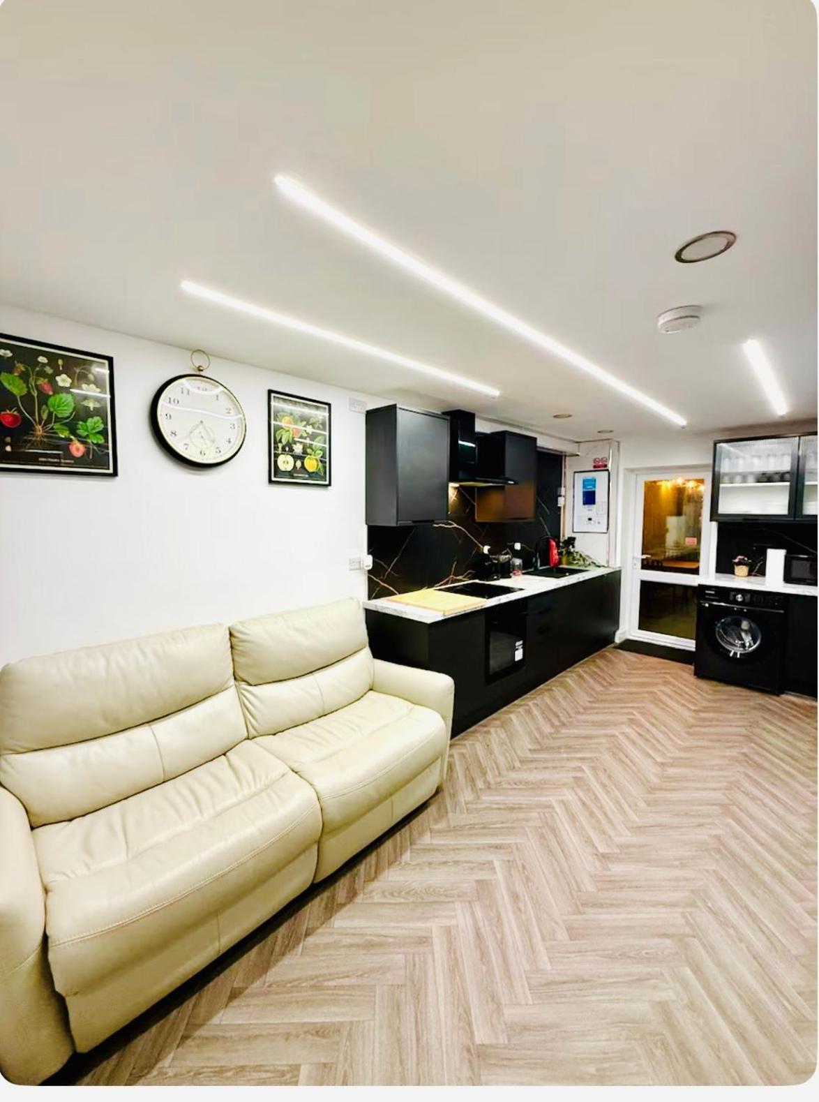 Birmingham City Centre- 9 Bed House With Free Parking Exterior foto